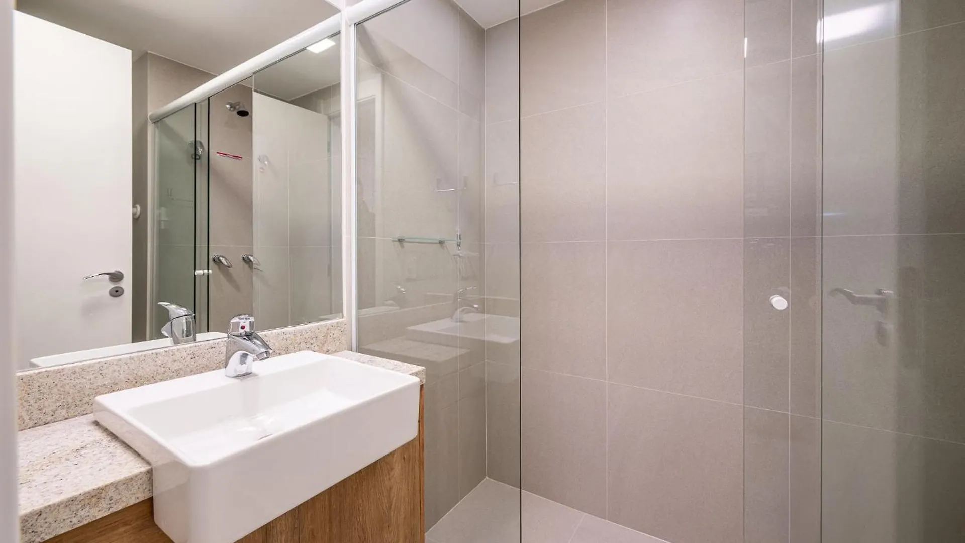 Condominio Skyline Parque Moinhos بورتو أليغري البرازيل