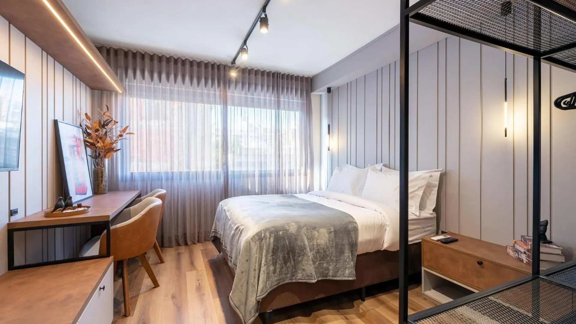 Condominio Skyline Parque Moinhos بورتو أليغري