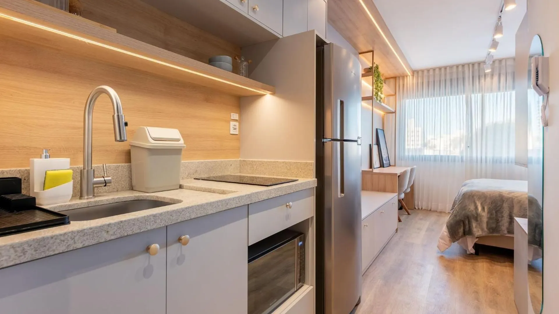 Condominio Skyline Parque Moinhos بورتو أليغري 0*,