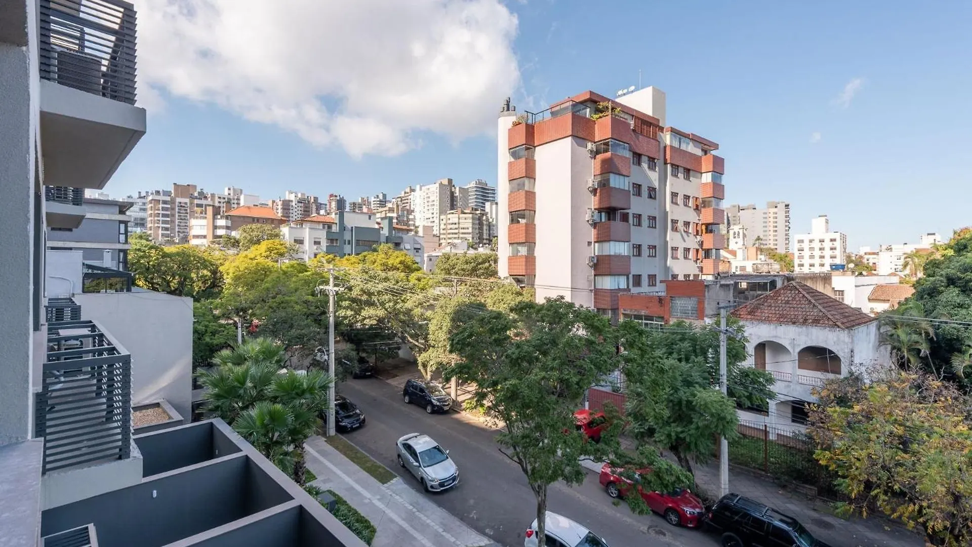 Condominio Skyline Parque Moinhos بورتو أليغري بيت للعطل